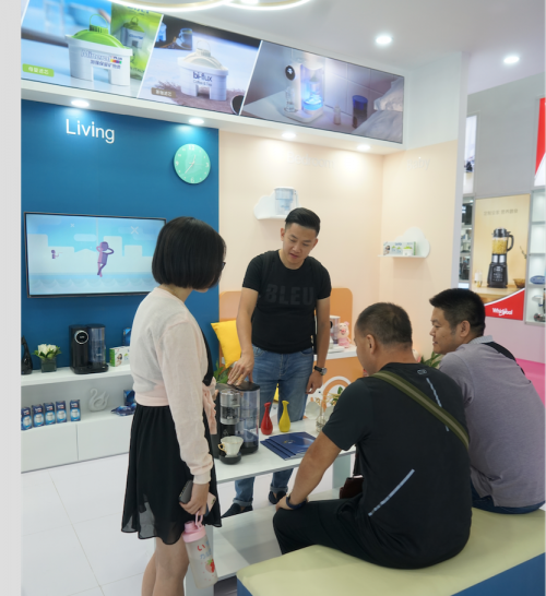 深圳禮品展眾星云集 凈飲機又成鎮(zhèn)場神器
